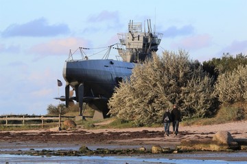 U-Boot am Strand von Laboe