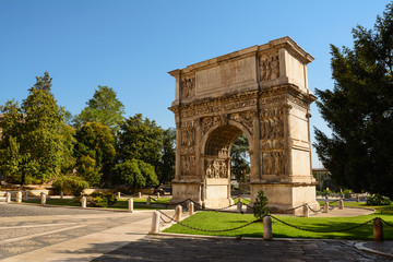 Fototapeta na wymiar The Arch of Trajan in Benevento (Italy)