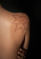 Henna Shoulder