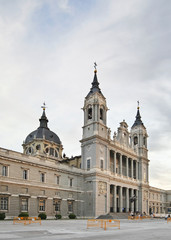 Fototapeta premium Santa Maria la Real de La Almudena in Madrid. Spain