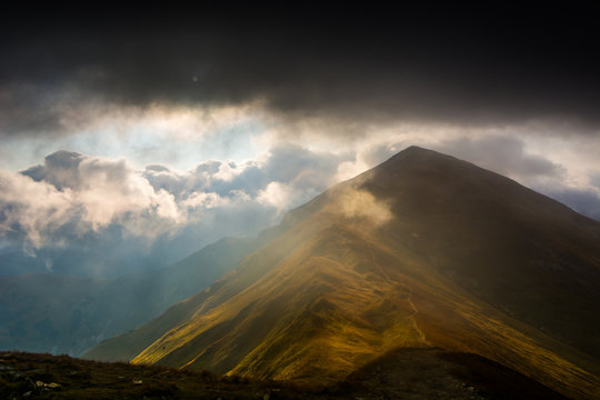 Tatry Zachodnie jesienią .