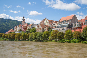 Obraz premium Altstadt Panorama von Frohnleiten bei Graz in der Steiermark, Österreich