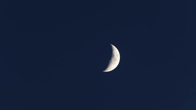 Crescent moon at night sky, moonlight 4K ProRes HQ codec