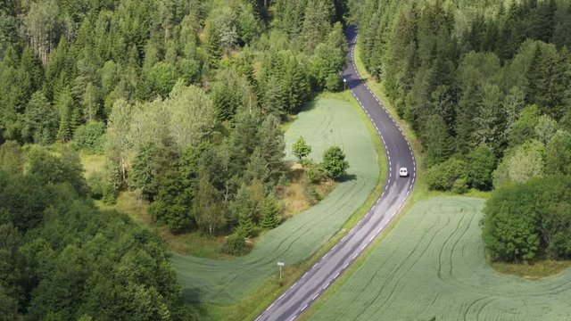 The Midtveien Road