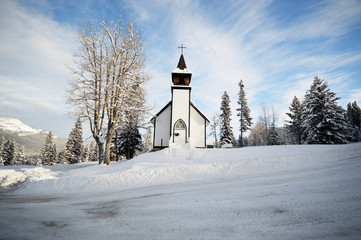 Fototapeta na wymiar Winter Church