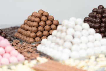 Viele Pralinen und Schokolade
