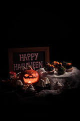 halloween cupcakes and pumpkin