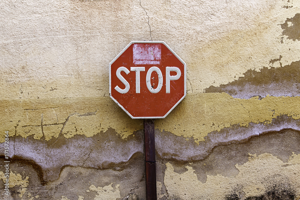 Wall mural Traffic stop sign for vehicles