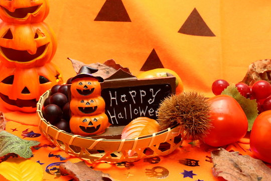 ハロウィンと秋のイメージ