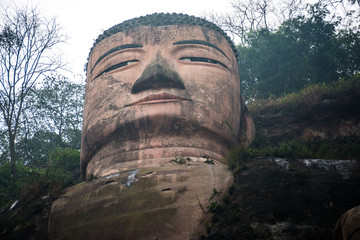 Fototapeta na wymiar The world's largest Buddha statue