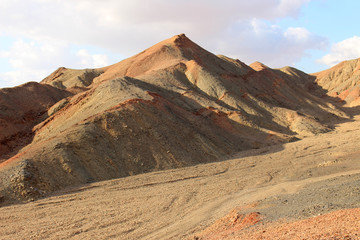 Fototapeta na wymiar desert mountain