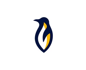 Penguin logo © zera93