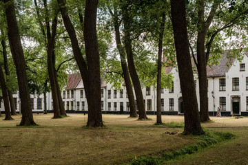 Minnewater Park and begijnhof