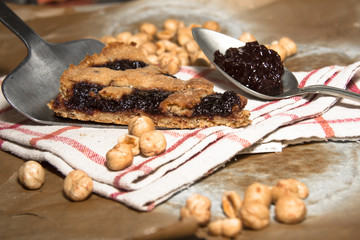 Crostata di marmellata di more