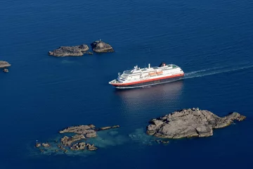 Foto op Plexiglas Noord-Europa post ship cruising in a fjord of northern Norway