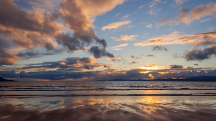 Obraz na płótnie Canvas Sonnenuntergang am Meer in Irland