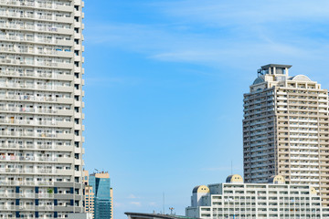 Fototapeta premium 不動産 高層マンション