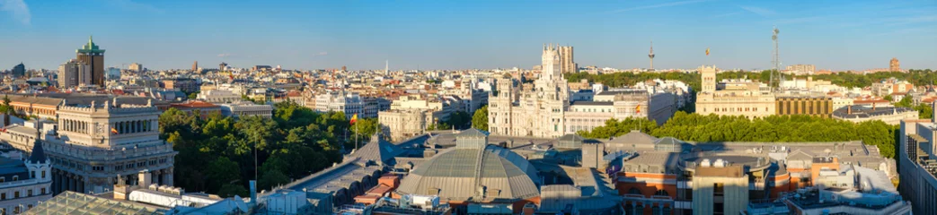 Foto op Plexiglas Panoramisch uitzicht over de stad Madrid © kmiragaya
