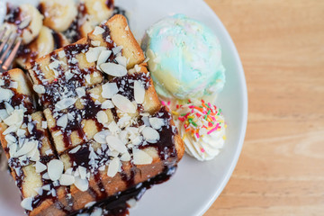 Chocolate honey toast with ice cream
