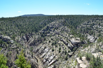 Fototapeta na wymiar Walnut National Canyon Monument