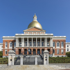 Fototapeta na wymiar famous state capitol in Boston