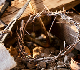 Crown of thorns with crucifixion symbols