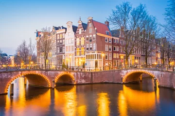 Foto op Aluminium Twilight in Amsterdam city with dutch old buildings, Netherlands © orpheus26