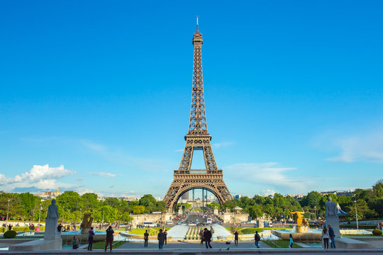 Eiffel Tower seen from Jardins du Trocadero at a sunny summer day in Paris, France