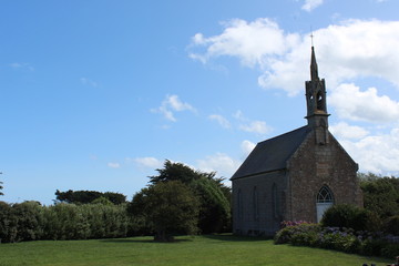 Fototapeta na wymiar Eglise de l'ile de Bréhat