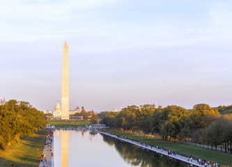 Obraz premium Washington Monument and Reflecting Pool