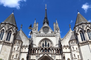 Fototapeta na wymiar Royal Courts of Justice