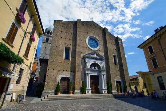 Duomo Chiesa di Santa Maria Annunziata a Sal&ograve; in provincia di Brescia Lombardia Italia Europa Italy