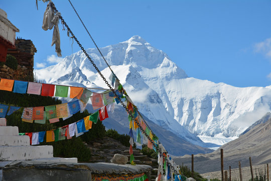 Mount Everest seen from Tibet