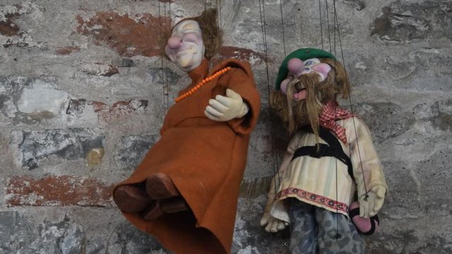 Marioneta Marionette Marionetta Մարիոնետ Marionetdukke B&aacute;b Video Marionnette מריונטה &agrave; fils 懸絲傀儡 Марионетка eszk&ouml;z B&aacute;bka Marionetti 망석중 Marionett マリオネット Marionetka دمية متحركة