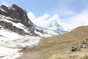 Fototapeta na wymiar Beautiful mountain landscape with views of the Matterhorn Switzerland.