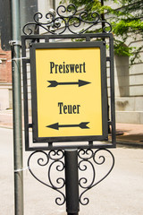 Fototapeta premium Schild 283 - Preiswert