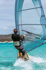 Naklejka premium Windsurfer