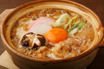 味噌煮込みうどん