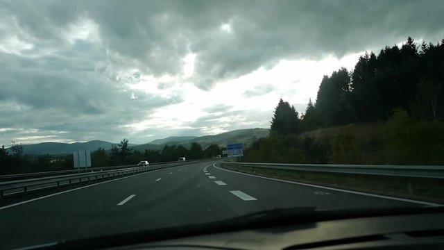 r&eacute;seau autoroutier en r&eacute;gion Auvergne