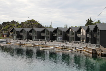 Fototapeta premium Ferienhäuser in Norwegen
