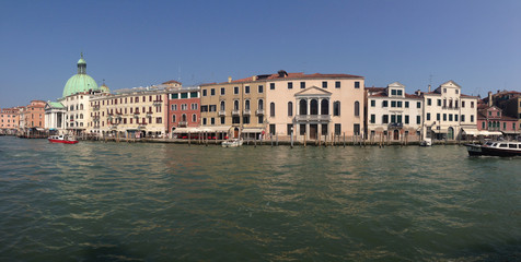 Fototapeta na wymiar The Rio Novo in Venice