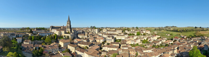 Fototapeta na wymiar Saint-Emilion, vue générale, panorama, Gironde, France