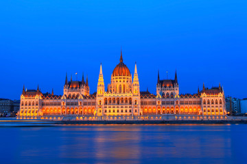 Fototapeta na wymiar Budapest Parliament at night - Long exposure.