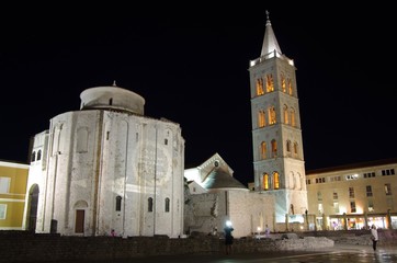 Obraz premium Saint Donat Church by Night