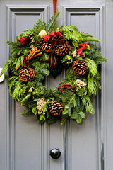 Fototapeta na wymiar Christmas Wreath at Entrance