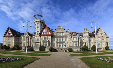 Fototapeta na wymiar Royal Palace of the Magdalena in Santander. It was a royal residence and today it is home to the Menendez Pelayo International University and public property