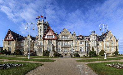 Fototapeta na wymiar Royal Palace of the Magdalena in Santander. It was a royal residence and today it is home to the Menendez Pelayo International University and public property