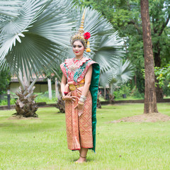 Thai traditional dress. Actors performs Thai ancient dancing Art of Khon-Thai classical masked ballet in Thailand