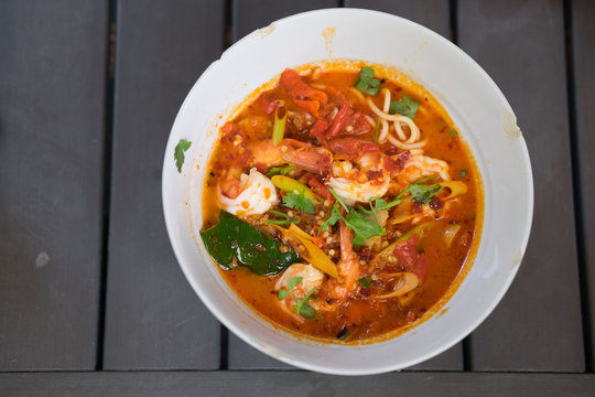 Tom Yum Goong with instant noodle