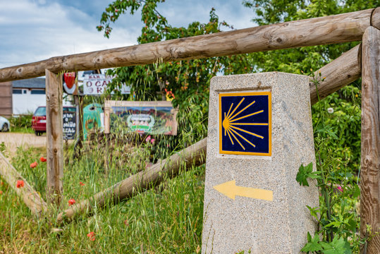 Way of St James, Camino de Santiago, sign shells marks for pilgrims, Mansilla de las Mulas, Spain